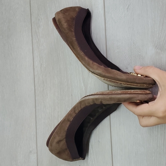 Tory Burch Womens CarolineElastic Logo Suede Slip On Ballet Flats sz 7.5 - Picture 10 of 13